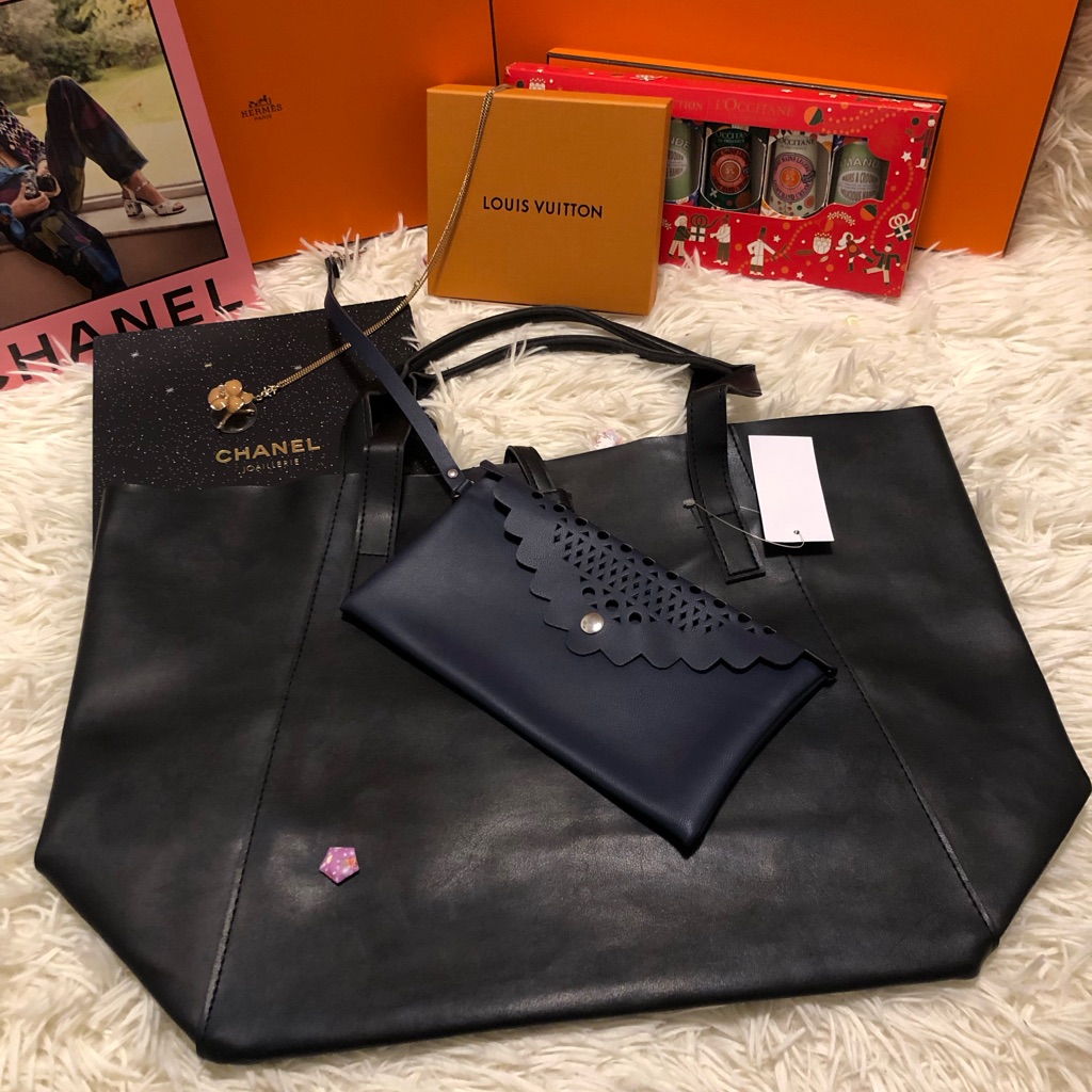 Elegant Navy Clutch With Scalloped Design (Free Black Tote & Mystery Clothes)